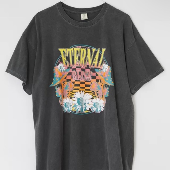 Urban Outfitters Tops - UO Eternal Bliss Tshirt